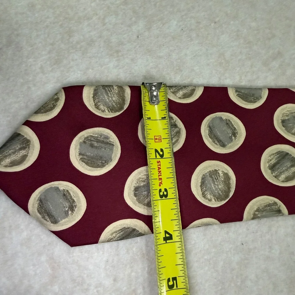 Hugo Boss‎ Mens Burgundy Silk Abstract Polka Dot Tie Made in Italy Wide 4 Inch
